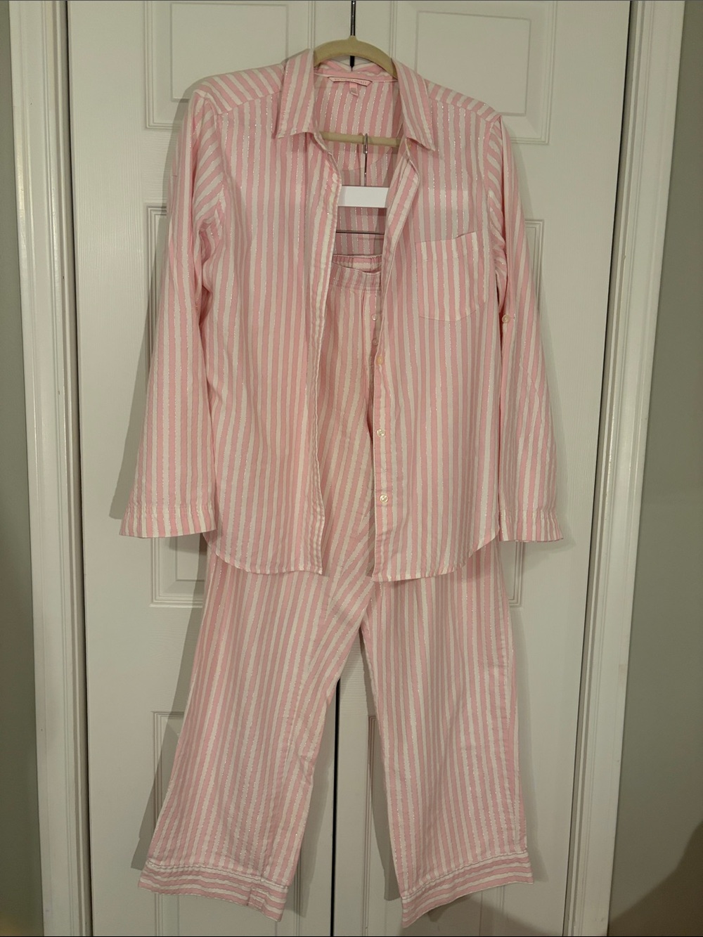 Victoria's Secret Women’s Pink  & White Striped Cotton Pajama Set Large EUC